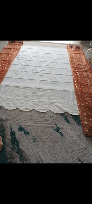 Vendo cortinas com algum uso