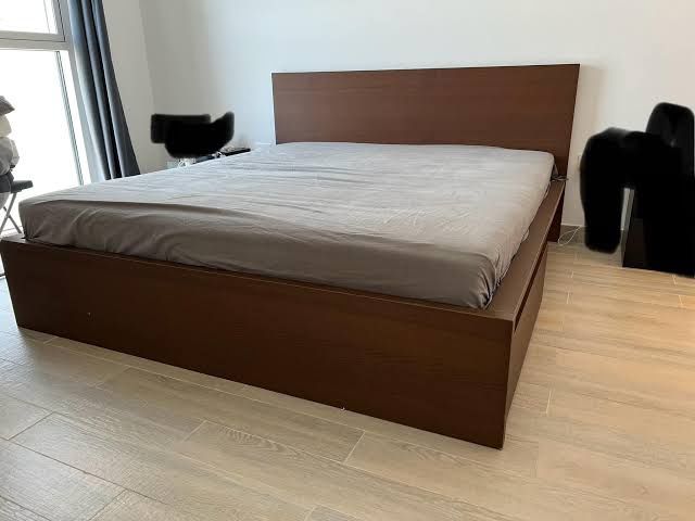 IKEA MALM nowoczesne łóżko rama z stelażem i materacami