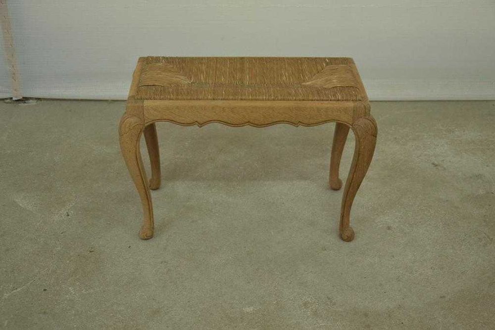 oczyszczony taboret ludwikowski stołek podnóżek