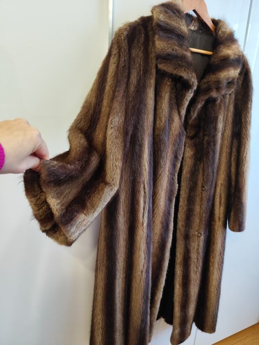 Futro z norek naturalne długie brazowe