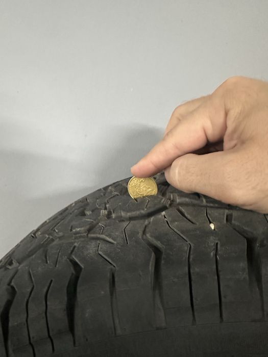 Conjunto jantes e pneus | Land Rover