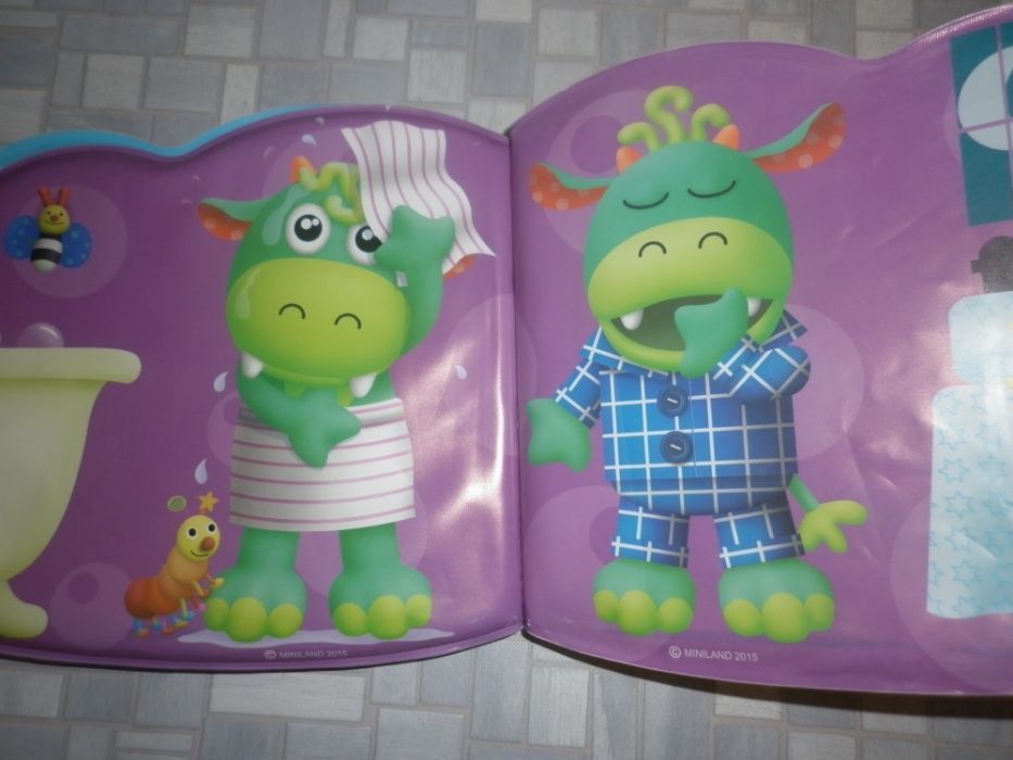 Книга для ванны Miniland Муги