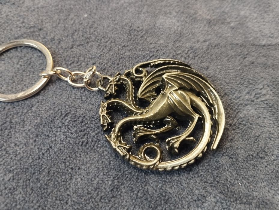 Brelok fire and blood Herb rodu Targaryen Gra o Tron