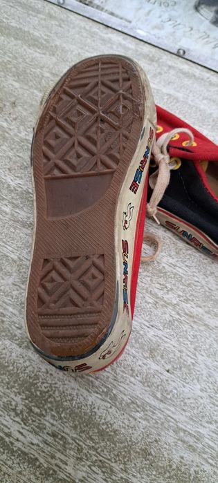 продам детские кеды