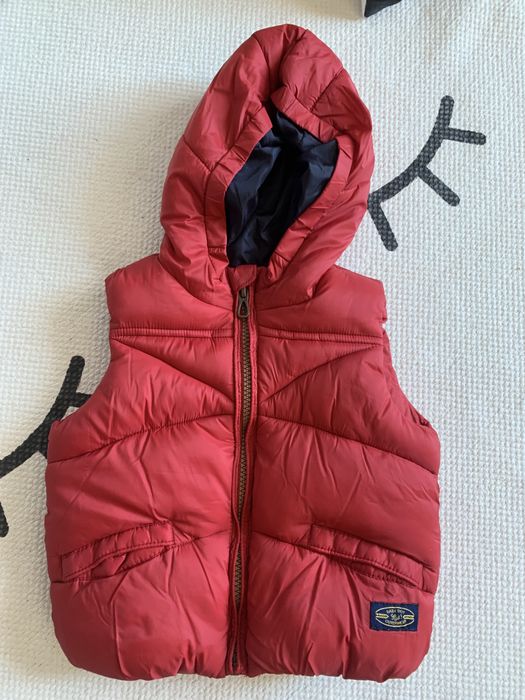 Colete 6-9meses Zara