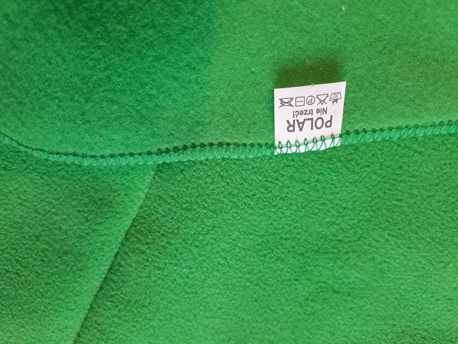 Zielony kocyk. Pled do legowiska, polar 68x 47 cm