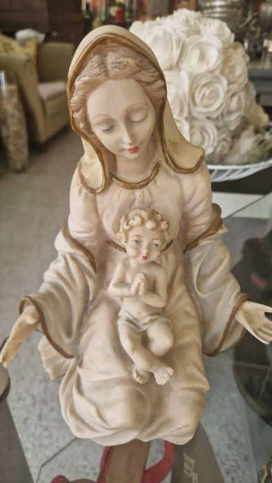 Nossa Senhora com o Menino Jesus