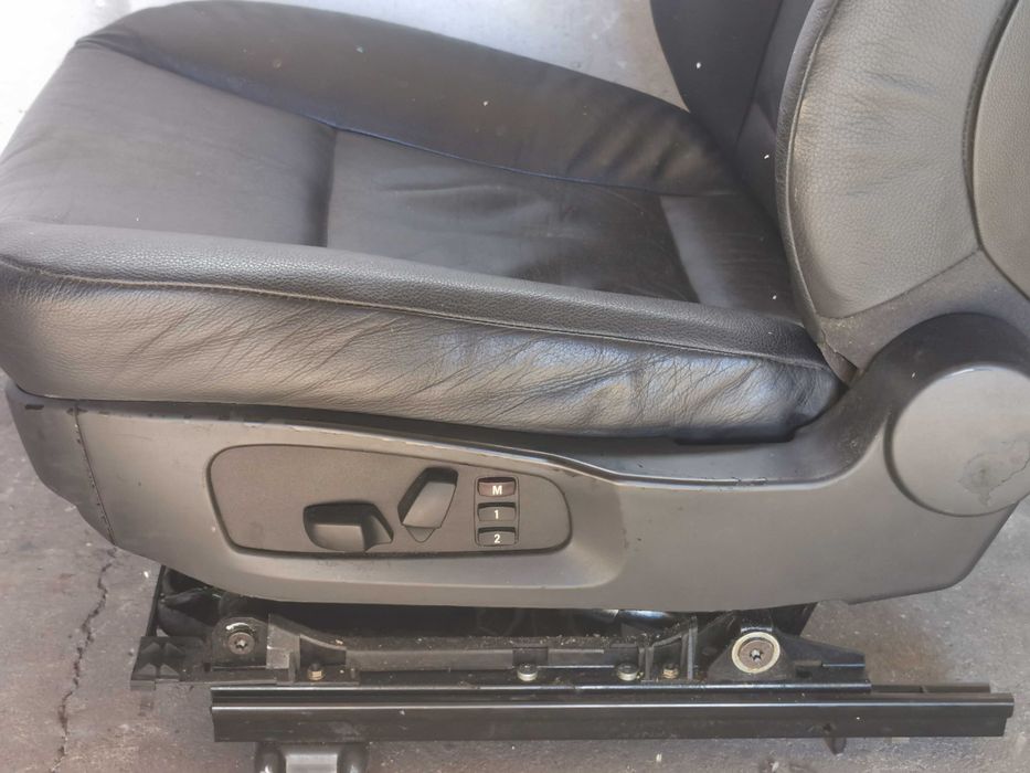 Fotele BMW E61 Skóra elektryczne z pamięcią