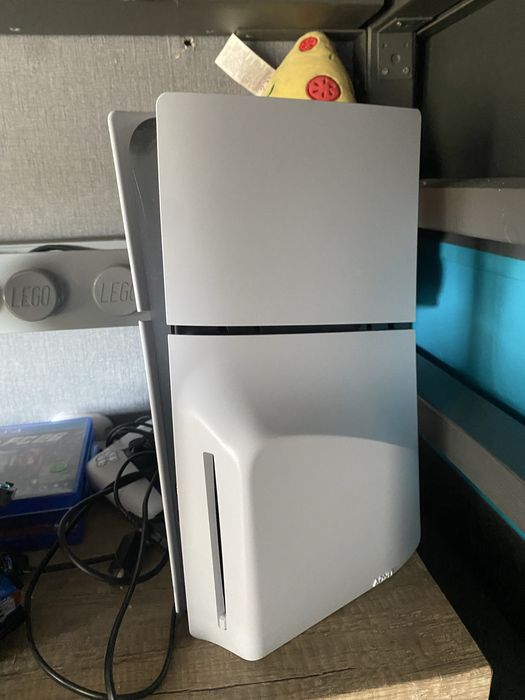 Witam na sprzedarz  Playstation 5