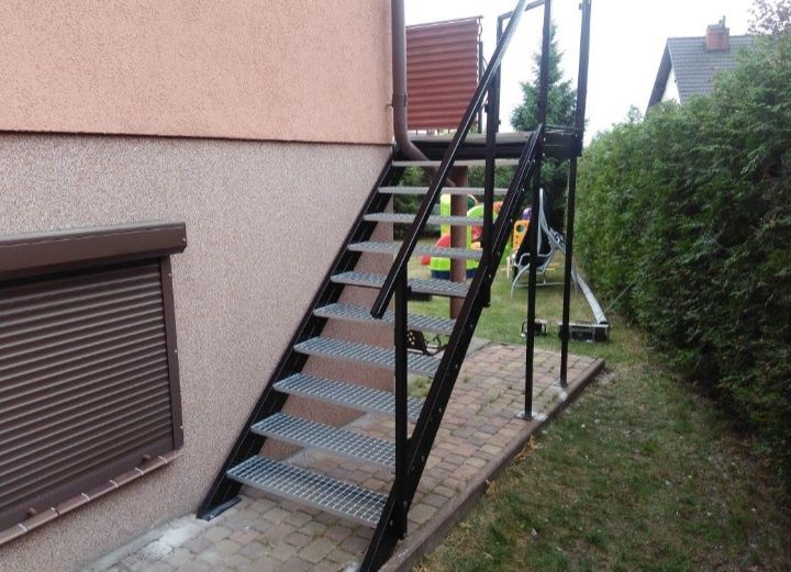 Schody metalowe GROT Luzino