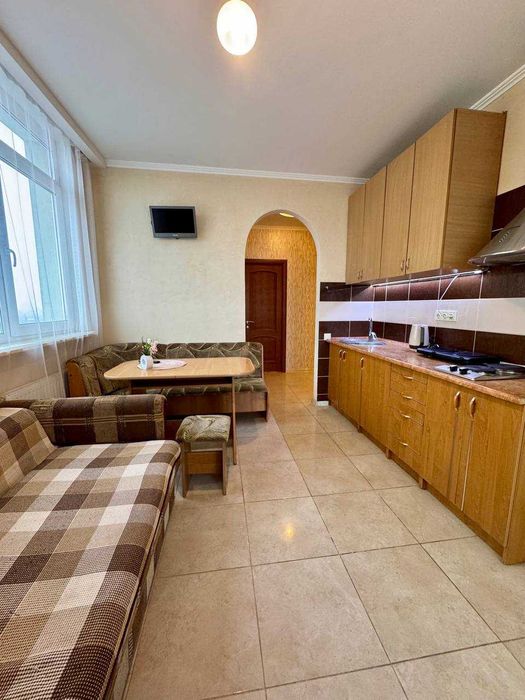 Большая 1- комнатная квартира в ЖК Малиновский по Бреуса от СК Стикон.