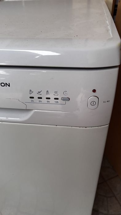 Używana Zmywarka Ariston LL 42 - Sprawna, Kompaktowa