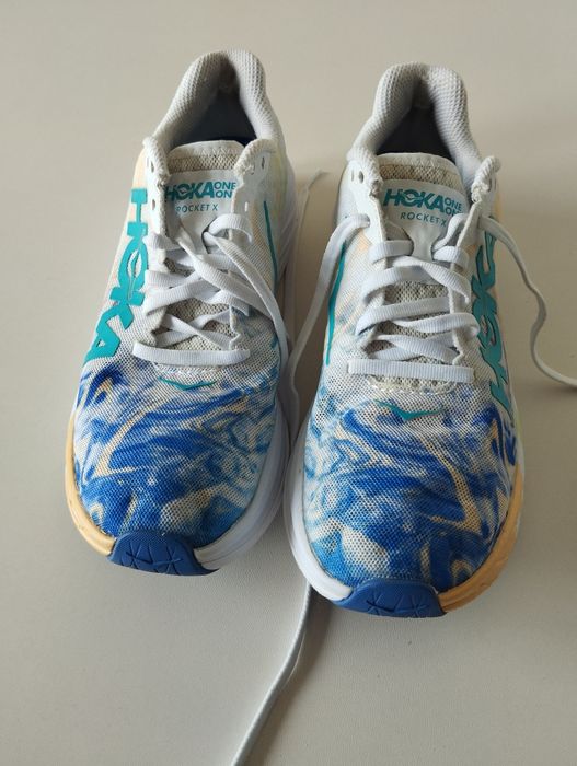 HOKA бігові кросівки 39,5 р оригінал