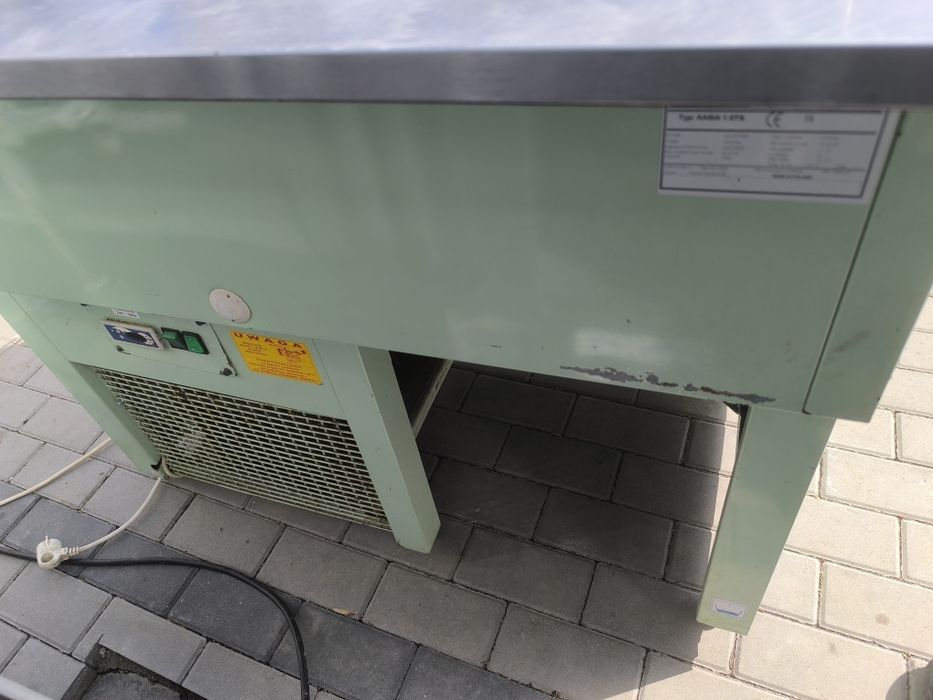 Lada chłodnicza do surówek