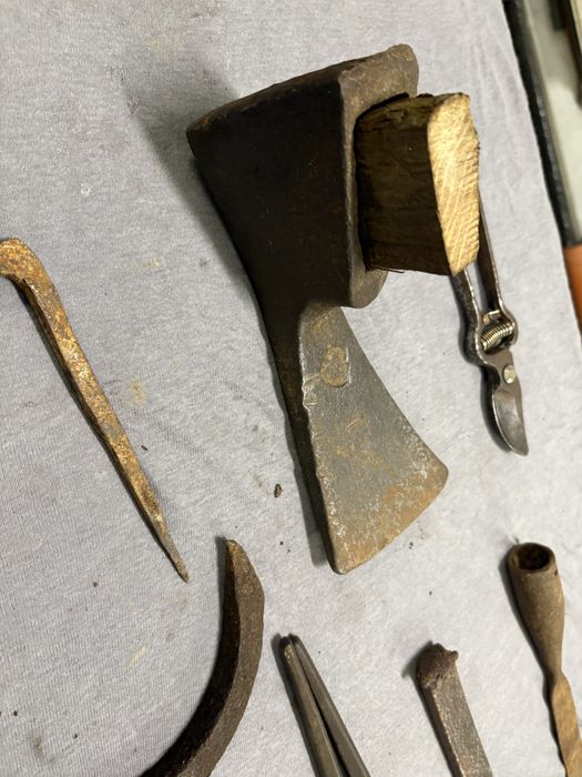 Zabytkowy topór inne stare