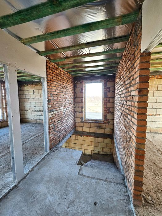 Прожаж будинку р-н Молокозаводу на ділянці 5 соток