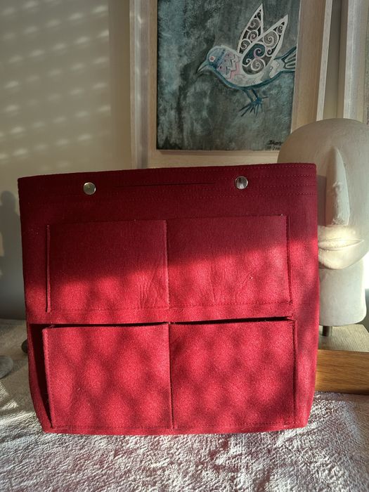 Bag / compartment for inserting into a suitcase or bag64752248751873122