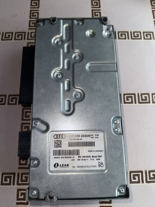 Wzmacniacz  audi b8 8T0