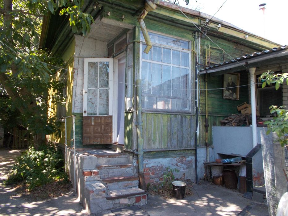 Продам 4-х кімнатну частину будинку 57м2 +3 сот Л.Українки м. Чернігів
