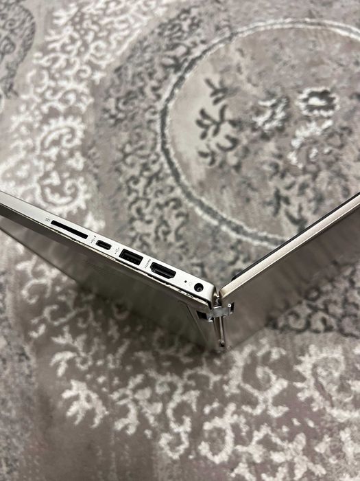 ноутбук HP сенсорний трансформер