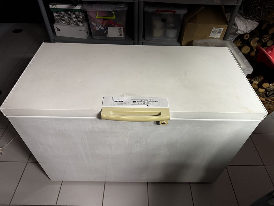 Arca congeladora horizontal Siemens avariada