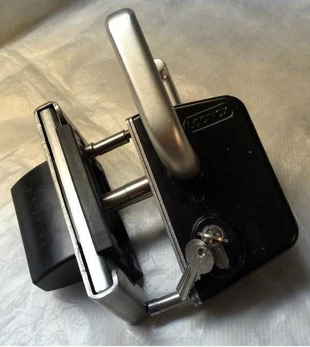 Zamek przemysłowy do bram przesuwnych