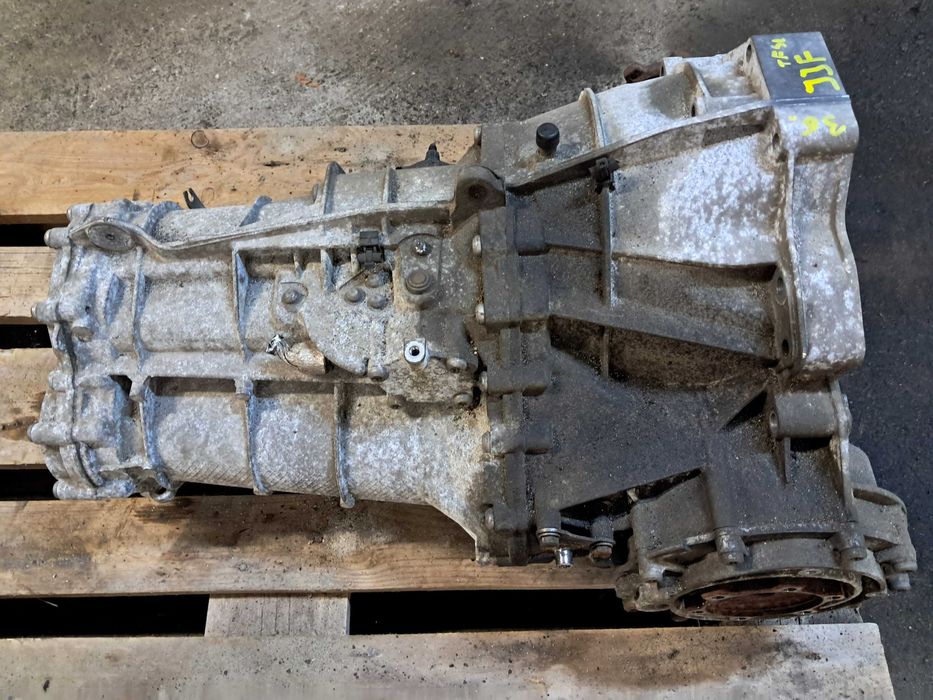 Skrzynia biegów manual manualna JJF 1.8 TFSI AUDI A4 B8 A5 8T