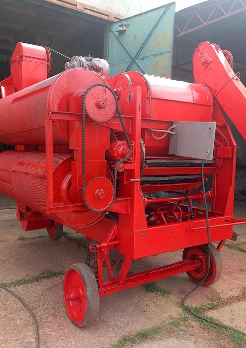 СМ-4 насіннєочисна машина.