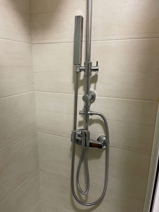 Coluna de Duche com Torneira