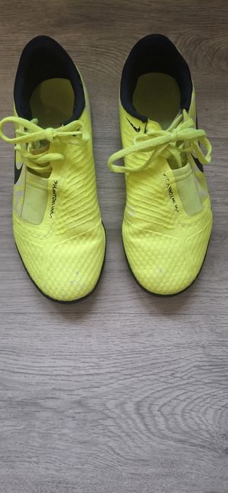 Buty nike halówki r. 37,5