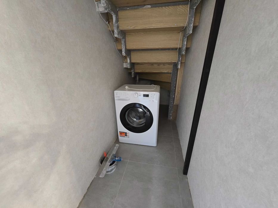 Здається 2-х кімн.таунхаус по вул.Гончара в р-ні Пирогово,читайте опис