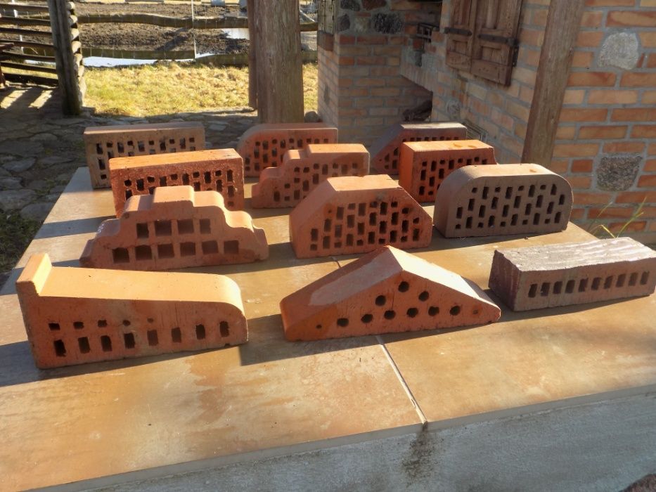 cegła klinkierowa i parapety ceramiczne