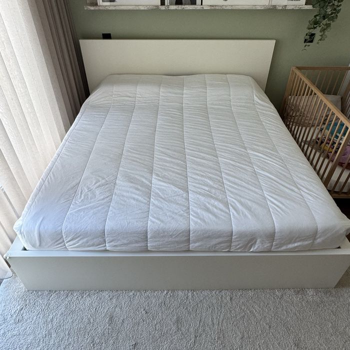 Cama Malm - 4 gavetões