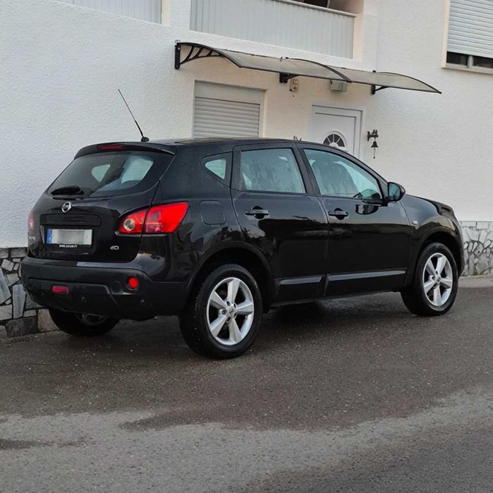 Nissan Qashqai 1.5 dCi 2008, Tekna, 207.000 km [avaria no motor]
