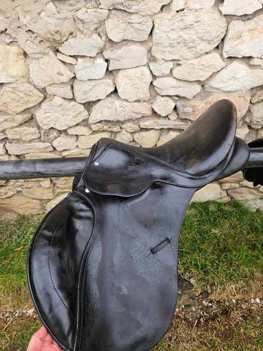Siodło wszechstronne 17,5 " średnio szerokie ( M)