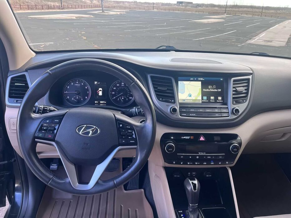 Hyundai Tucson Limited      2016