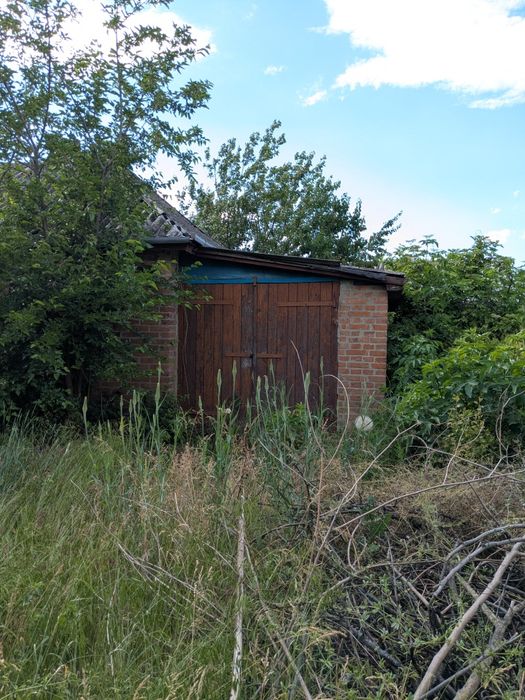 Продам дом в селе Васютинцы  Черкасская обл.