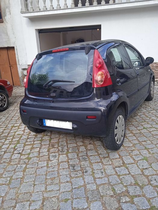 Peugeot 107 1.0 c/A.C - 06 Gasolina Manual 2006.