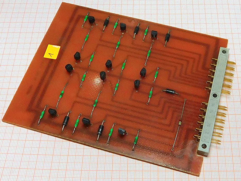 Płyta drukowana na odzysk części zamiennych [KE]1