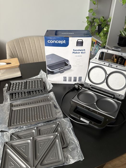 Тостер Concept Sandwich Maker 4в1 (SV3055)
