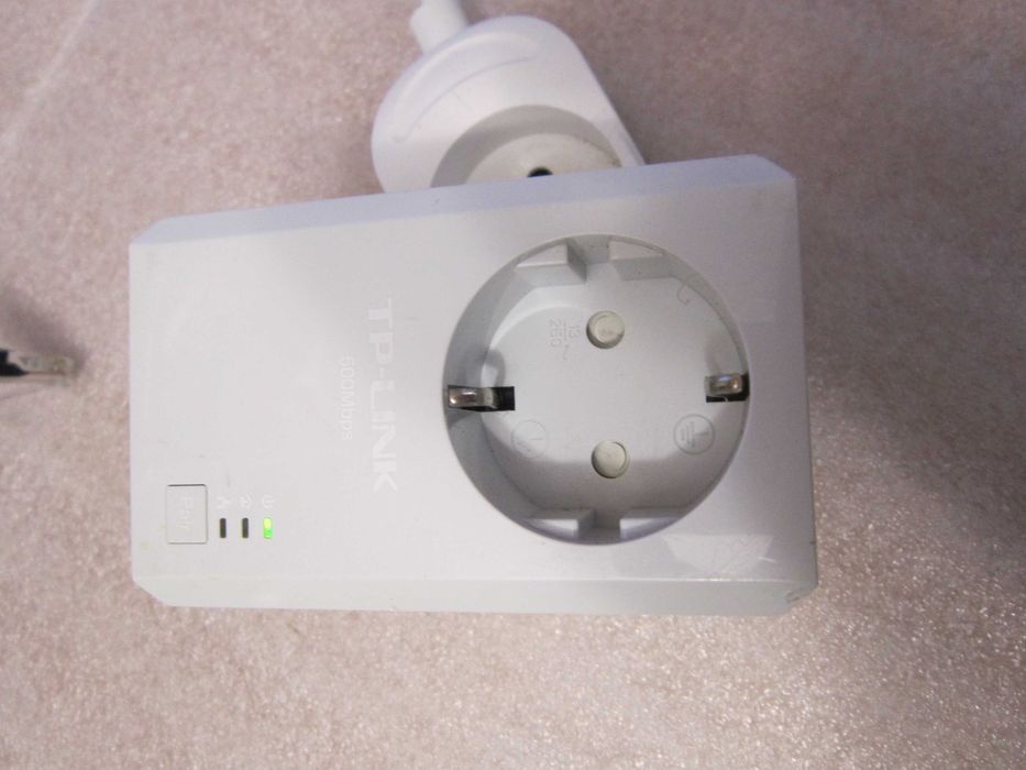 Transmiter sieciowy PowerLine Tp-link AV500 TL-PA4020P