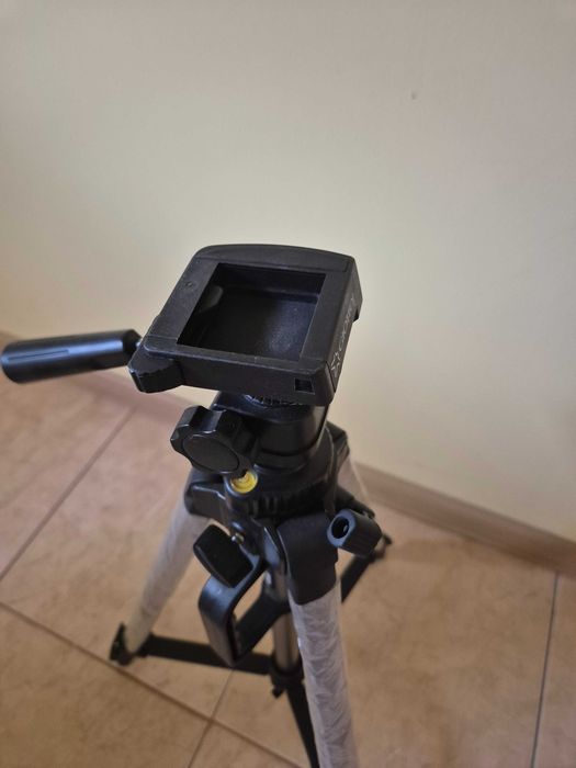 Profesjonalny TRIPOD, masywny, wysoki