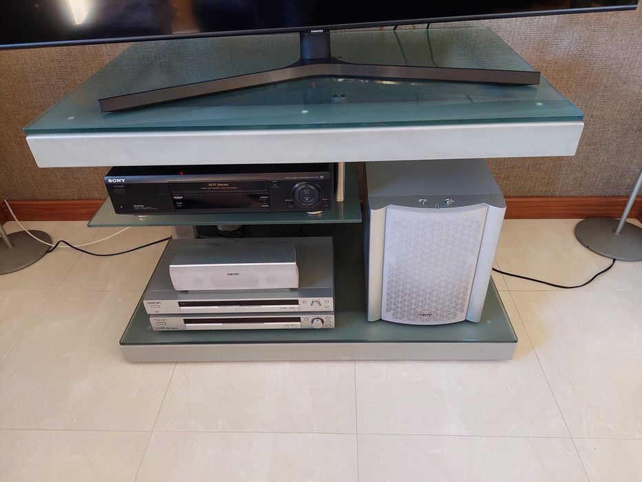 Mesa TV SONY (Como nova)