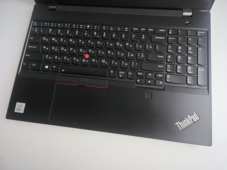 Lenovo ThinkPad P15v G.1 (i7-10750H, 16/512)