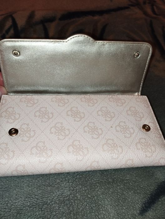 Guess женский кошелек