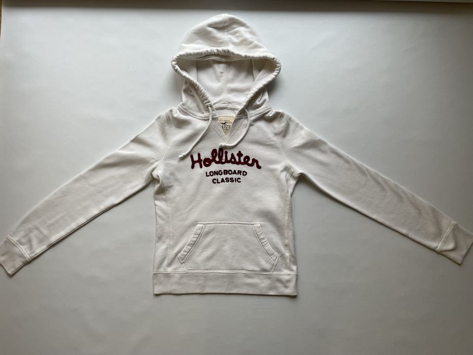 Hollister bluza z kapturem XS — kremowa, klasyczny haft