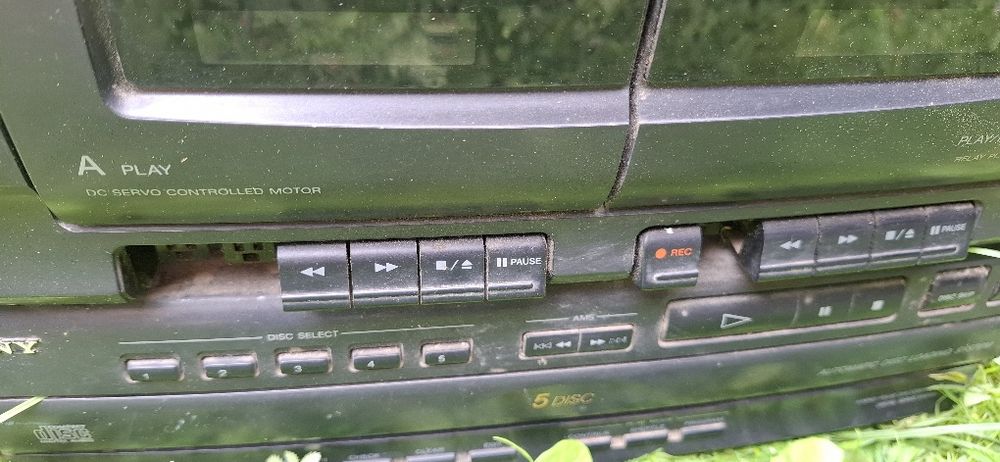 Музичний центр Sony LBT-D550 (без колонок)