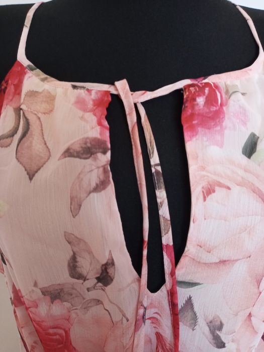 Sukienka długość maxi