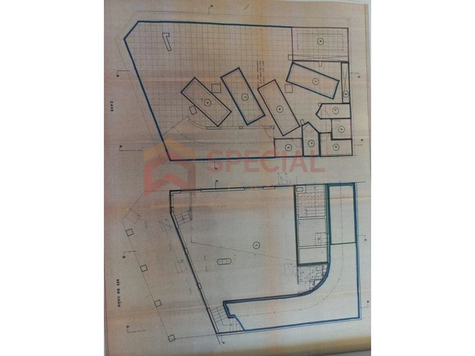 Cave de Prédio em Cabo Borges - Vila Nova de Gaia