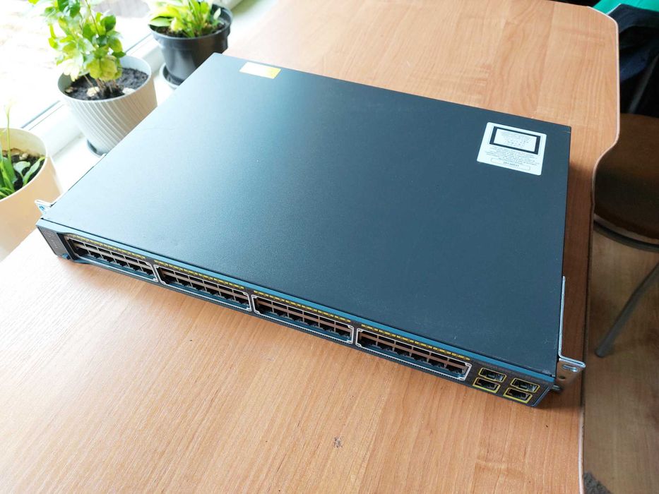 Switch PoE do CCTV Cisco WS-C2960-48PST-S (48 portów) (2)